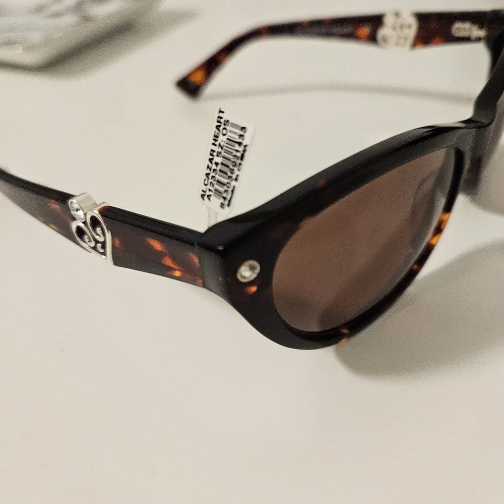 New Brighton Sunglasses - Picture 6 of 12